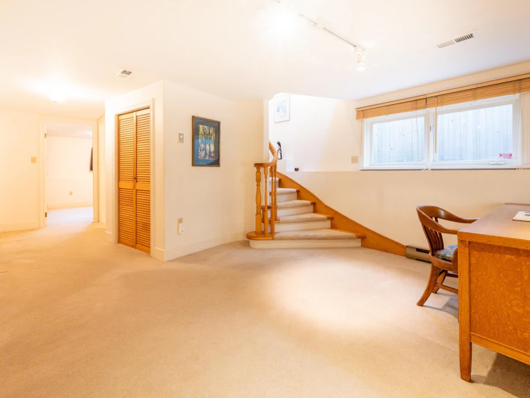 3951 W 20th Avenue, Vancouver, BC, V6S 1G3 - 32