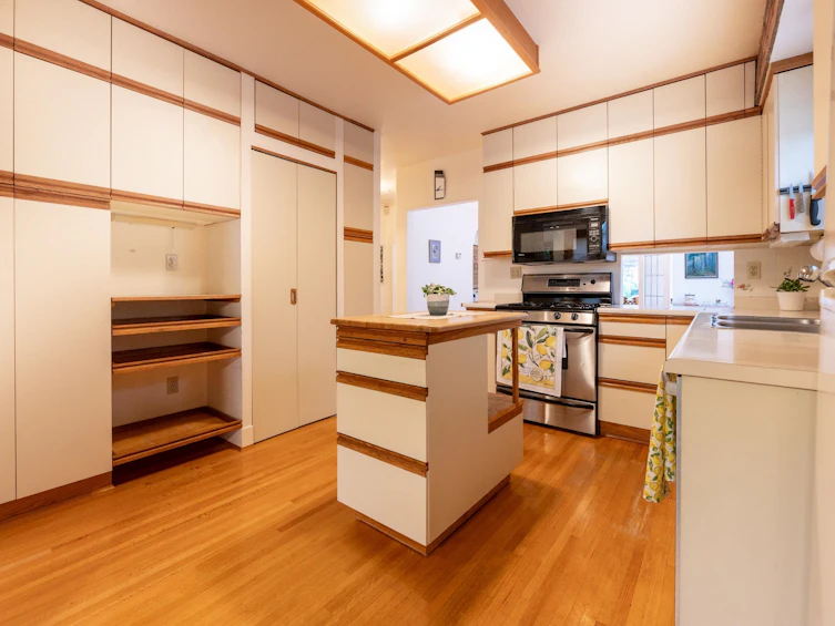 3951 W 20th Avenue, Vancouver, BC, V6S 1G3 - 14