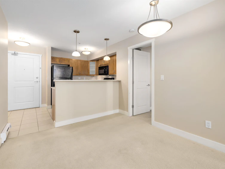 305-15265 17a Avenue, Surrey, BC, V4A 1V4 - 7