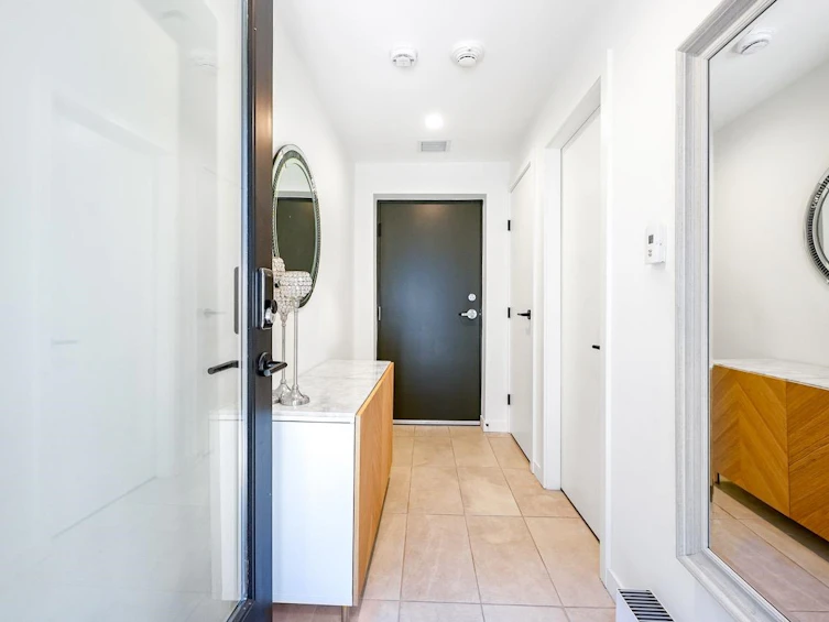 137-535 E 2nd Street, North Vancouver, BC, V7L 1E1 - 8