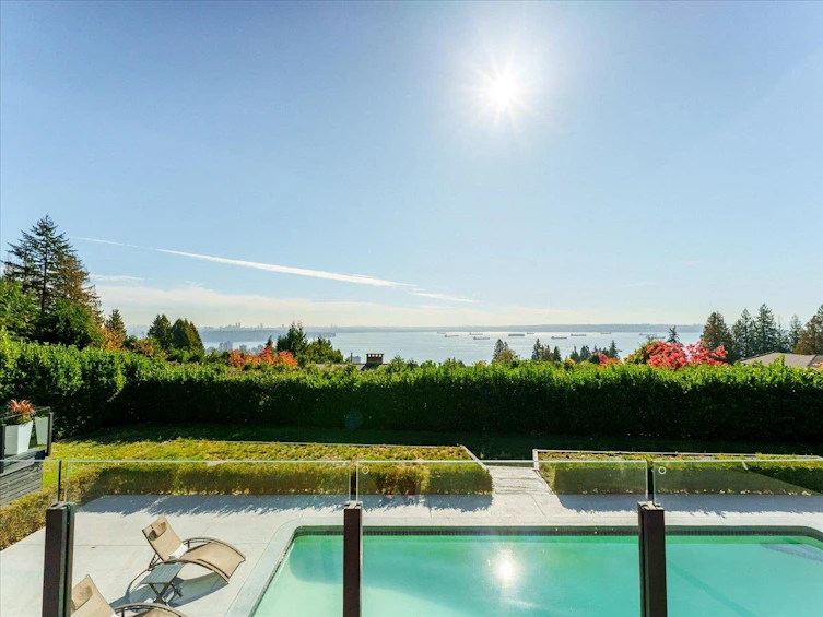 2090 26th Street, West Vancouver, BC, V7V 4K4 - 14