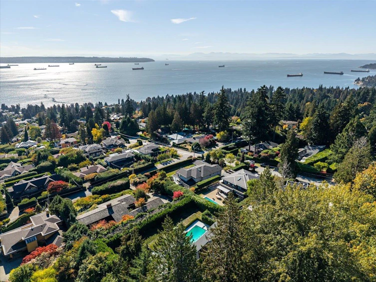 2090 26th Street, West Vancouver, BC, V7V 4K4 - 6
