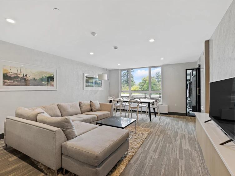 102-733 E 3rd Street, North Vancouver, BC, V7L 1G8 - 33