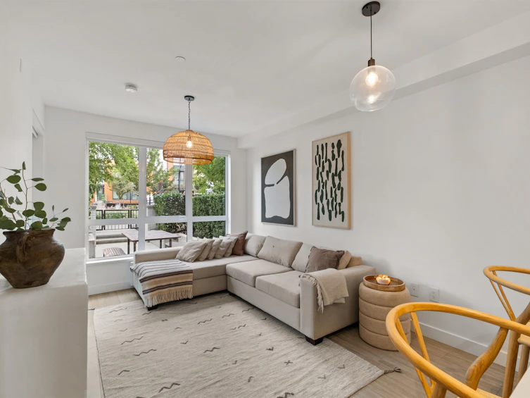 102-733 E 3rd Street, North Vancouver, BC, V7L 1G8 - 6