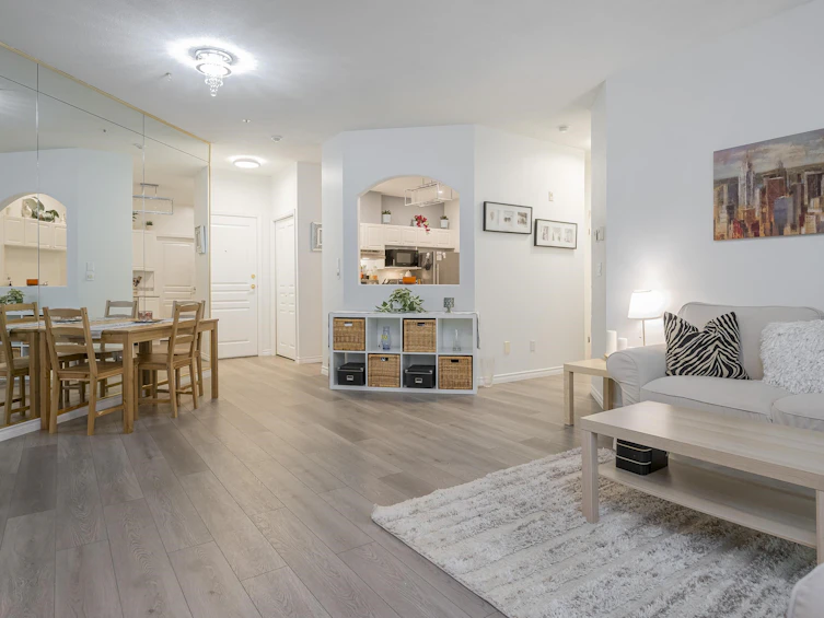 208-10320 156 Street, Surrey, BC, V3R 4L8 - 7