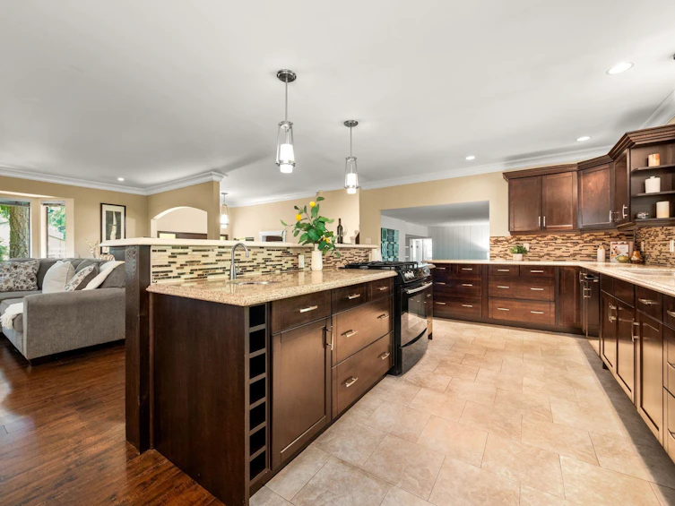 6823 Sussex Crescent, Delta, BC, V4E 2J7 - 23