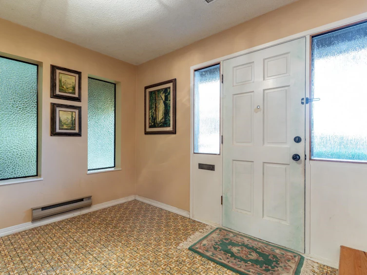 5602 46 Avenue, Delta, BC, V4K 3V8 - 4