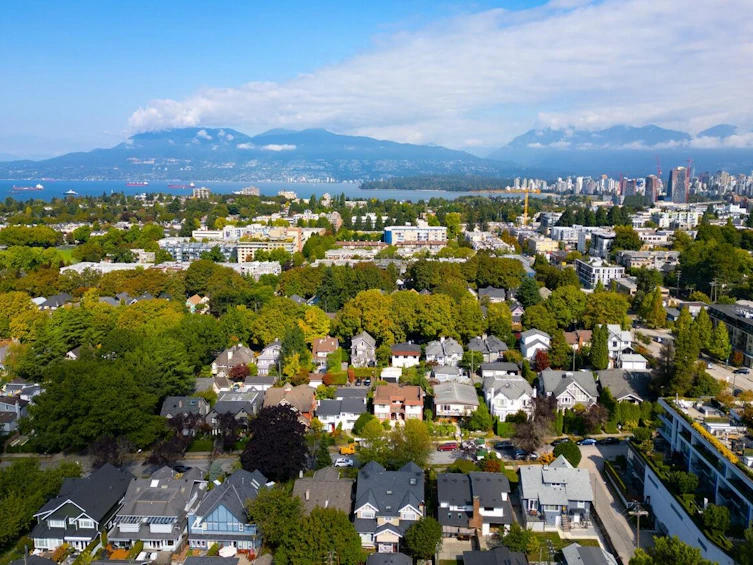 2155 W 15th Avenue, Vancouver, BC, V6K 2Y4 - 37