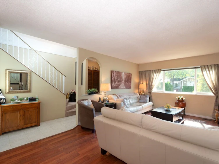 2155 W 15th Avenue, Vancouver, BC, V6K 2Y4 - 3