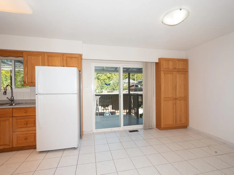 2155 W 15th Avenue, Vancouver, BC, V6K 2Y4 - 21