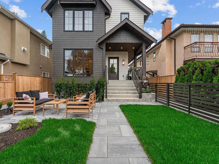 6890 Brooks Street, Vancouver, BC, V5S 3J7 - 29