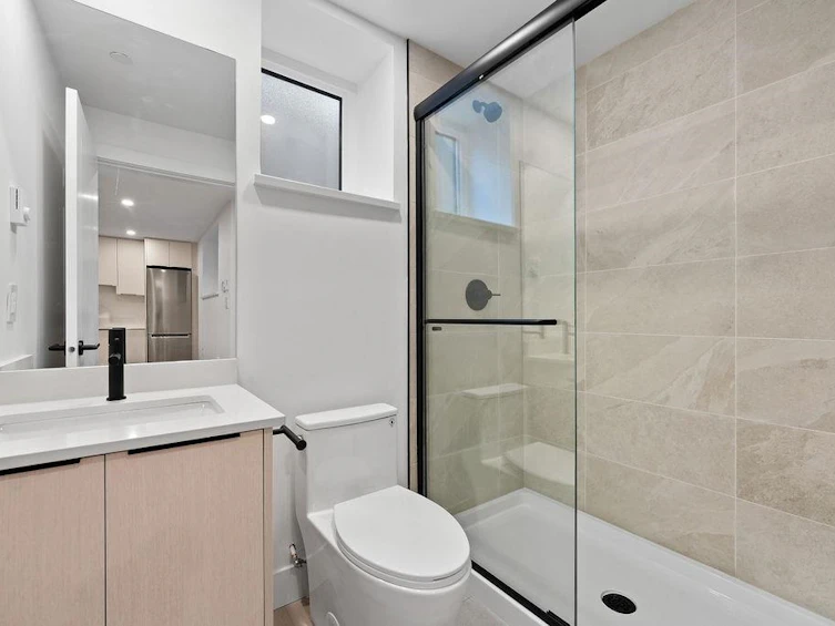 6890 Brooks Street, Vancouver, BC, V5S 3J7 - 35