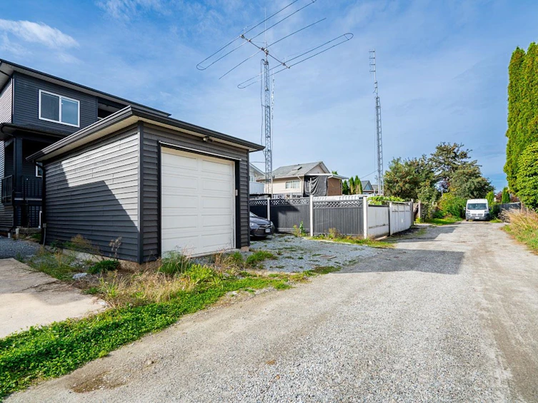 1845 Fraser Avenue, Port Coquitlam, BC, V3B 1N2 - 39
