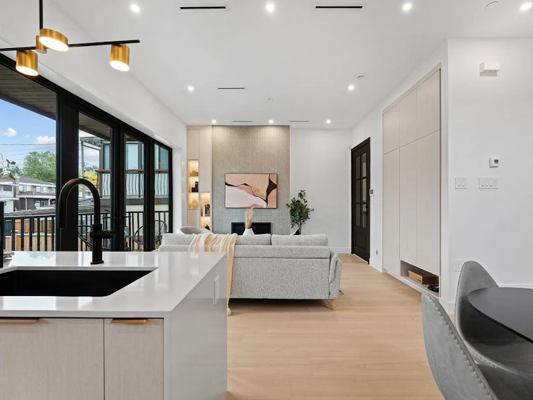6892 Brooks Street, Vancouver, BC, V5S 3J7 - 7
