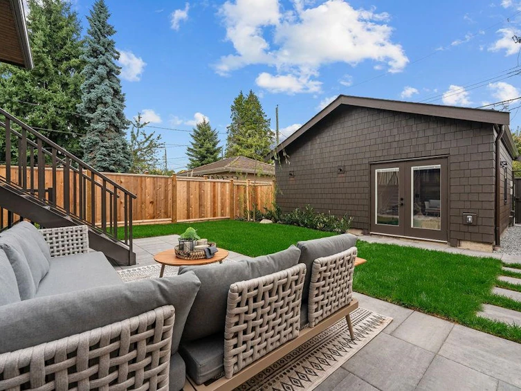 6892 Brooks Street, Vancouver, BC, V5S 3J7 - 30