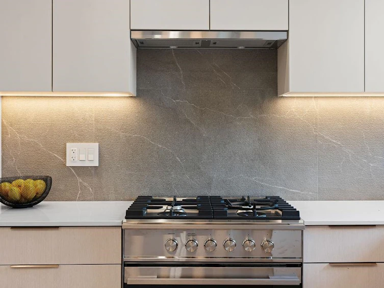 6892 Brooks Street, Vancouver, BC, V5S 3J7 - 14