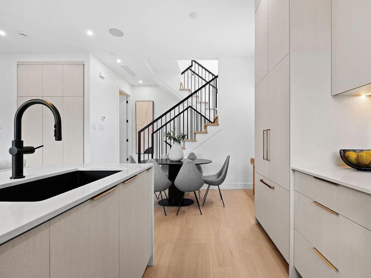 6892 Brooks Street, Vancouver, BC, V5S 3J7 - 15