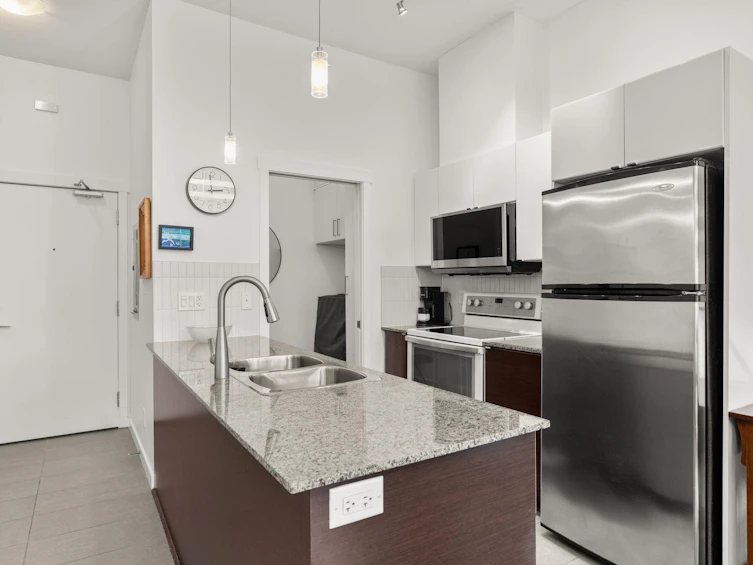 524-13733 107a Avenue, Surrey, BC, V3T 0B7 - 5