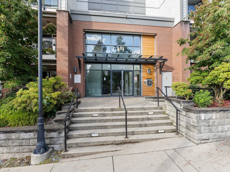 524-13733 107a Avenue, Surrey, BC, V3T 0B7 - 2