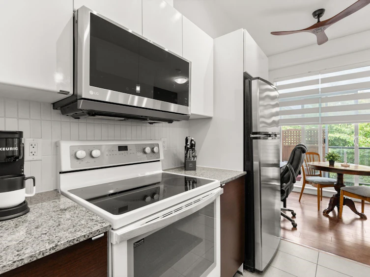 524-13733 107a Avenue, Surrey, BC, V3T 0B7 - 9