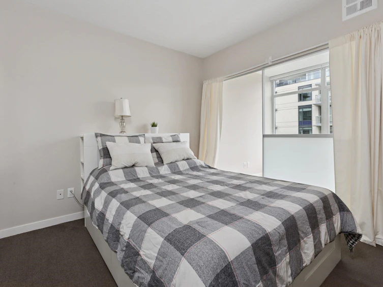 1001-108 W 1st Avenue, Vancouver, BC, V5Y 0H4 - 12