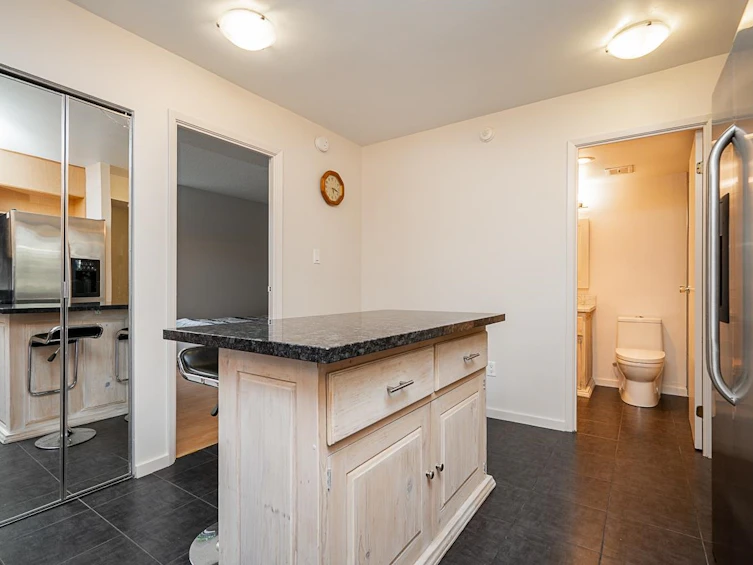 406-3755 Bartlett Court, Burnaby, BC, V3J 7G7 - 6
