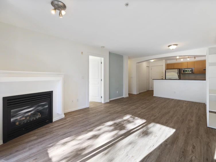 310-9339 University Crescent, Burnaby, BC, V5A 4Y1 - 12