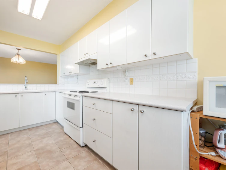 1203-6611 Southoaks Crescent, Burnaby, BC, V5E 4L5 - 9