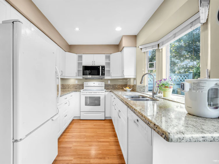 102-12044 S Boundary Drive, Surrey, BC, V3X 2B4 - 7