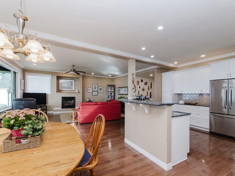 1537 Mccullough Road, Sechelt, BC, V7Z 0A5 - 19