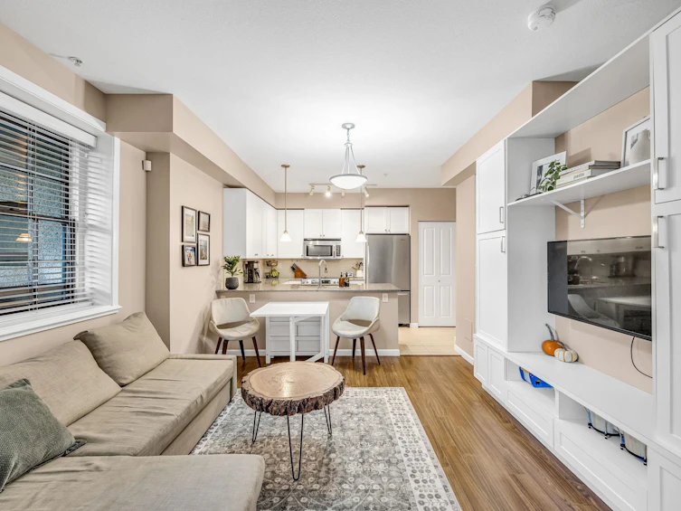3-12 E Royal Avenue, New Westminster, BC, V3L 0B7 - 4