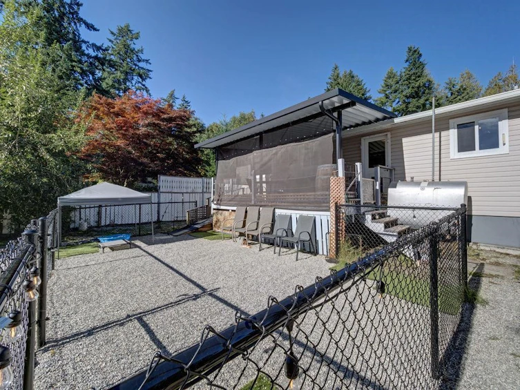 6275 Norwest Bay Road, Sechelt, BC, V7Z 0M5 - 24
