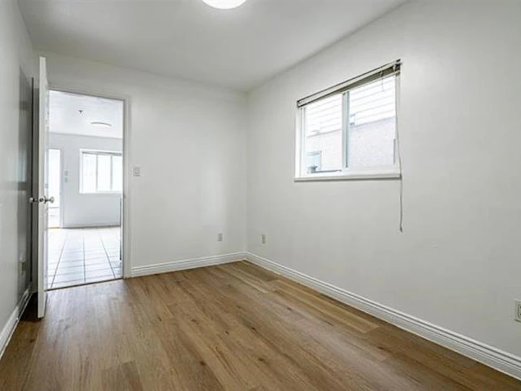 3440 E 25th Avenue, Vancouver, BC, V5R 1K1 - 21