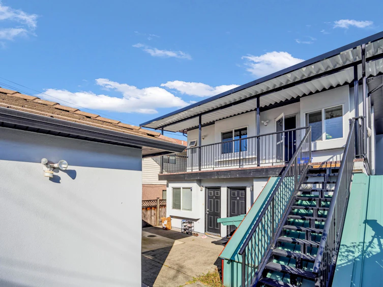 3440 E 25th Avenue, Vancouver, BC, V5R 1K1 - 27