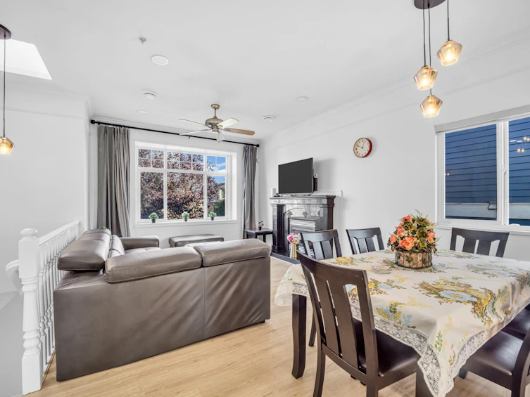 3440 E 25th Avenue, Vancouver, BC, V5R 1K1 - 3
