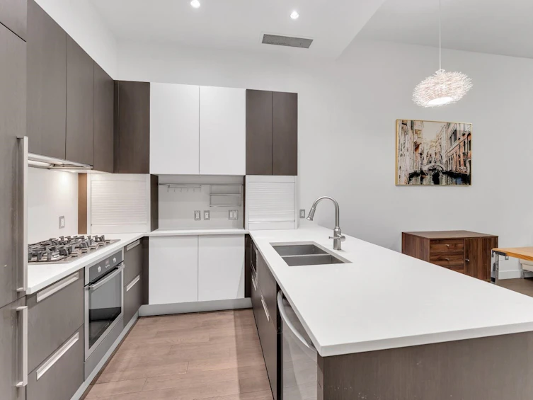 268 W 1st Avenue, Vancouver, BC, V5Y 3T2 - 10