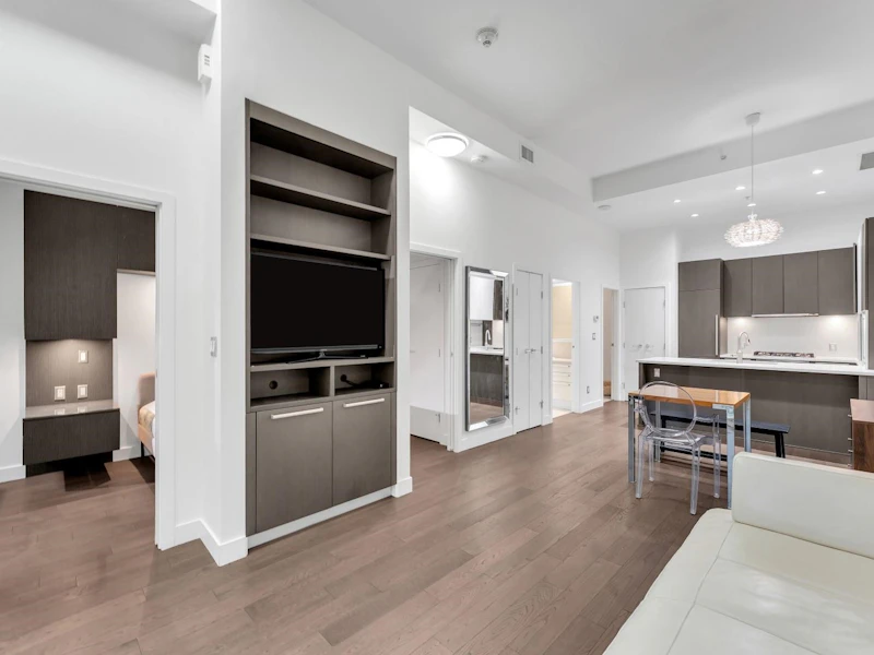 268 W 1st Avenue, Vancouver BC V5Y 3T2