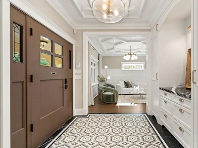 993 Broughton Street - 3