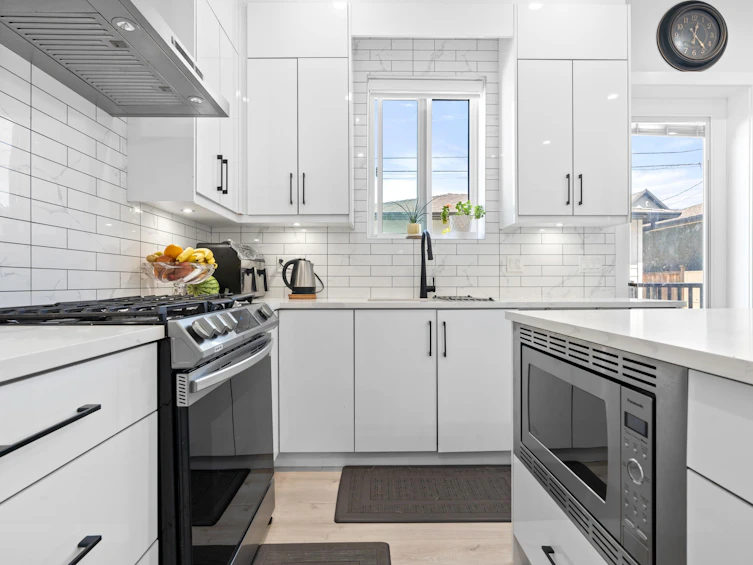 465 E 57th Avenue, Vancouver, BC, V5X 1S8 - 9