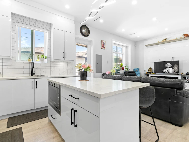 465 E 57th Avenue, Vancouver, BC, V5X 1S8 - 11