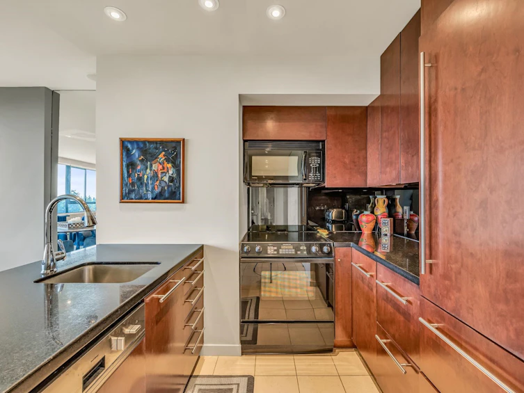 903-710 Chilco Street, Vancouver, BC, V6G 2P9 - 16