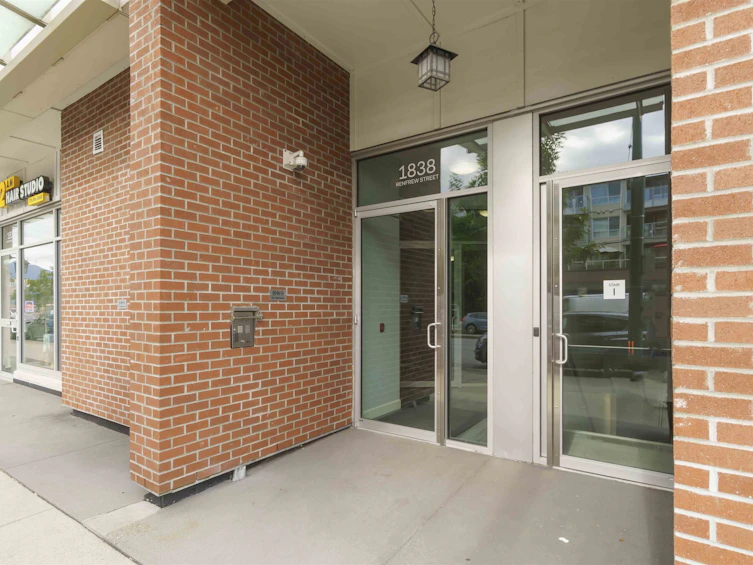 PH8-1838 Renfrew Street, Vancouver, BC, V5M 3H9 - 9