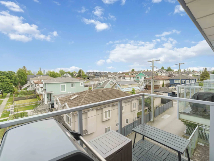 PH8-1838 Renfrew Street, Vancouver, BC, V5M 3H9 - 24