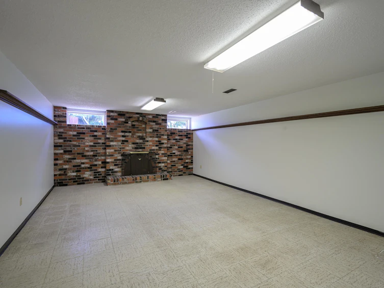 5938 Holland Street, Vancouver, BC, V6N 2B3 - 30