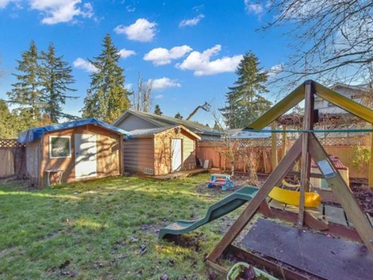 9068 146a Street, Surrey, BC, V3R 6X7 - 31