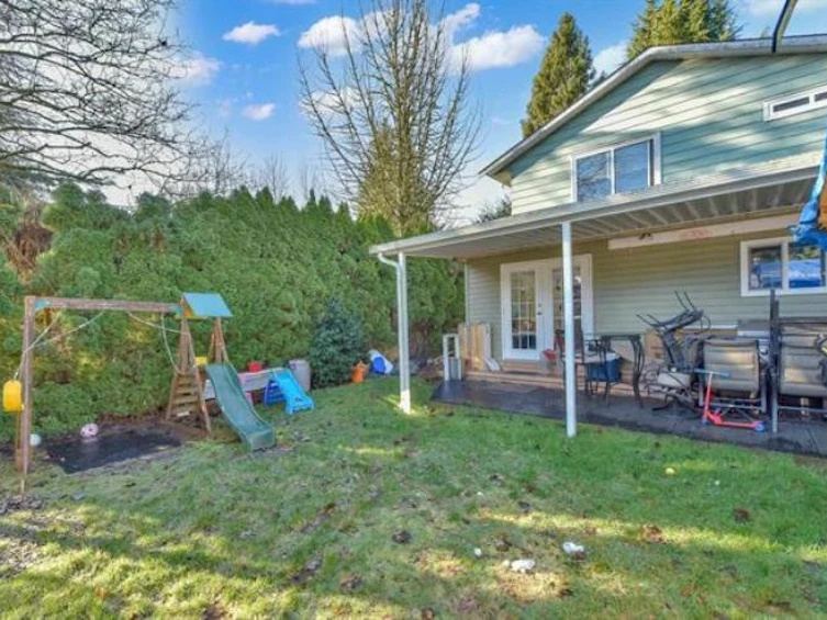 9068 146a Street, Surrey, BC, V3R 6X7 - 35