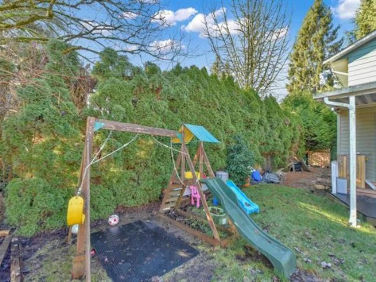 9068 146a Street, Surrey, BC, V3R 6X7 - 37