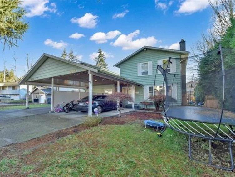 9068 146a Street, Surrey, BC, V3R 6X7 - 8