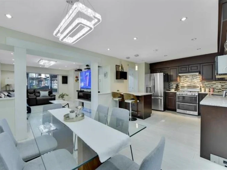 9068 146a Street, Surrey, BC, V3R 6X7 - 20