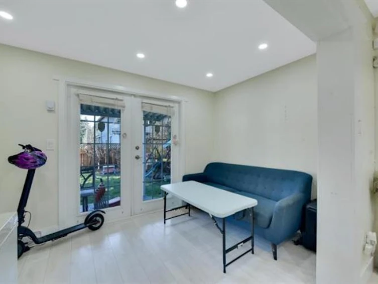 9068 146a Street, Surrey, BC, V3R 6X7 - 26